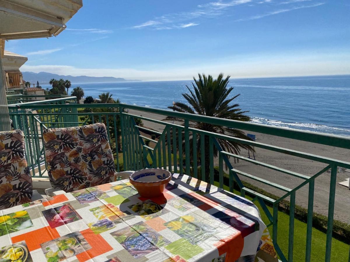 Apartament Costa Beachfront *