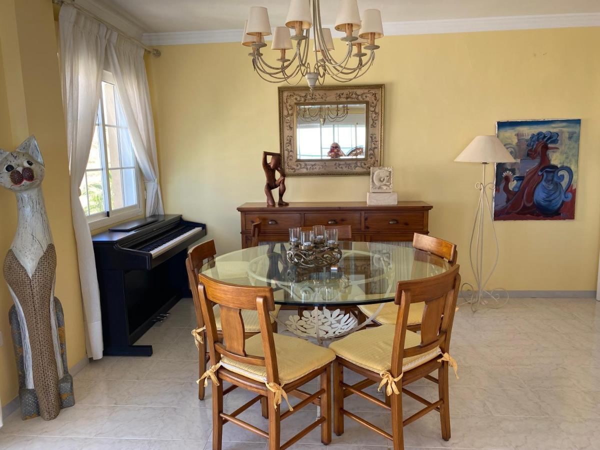 Costa Beachfront Apartament Torrox