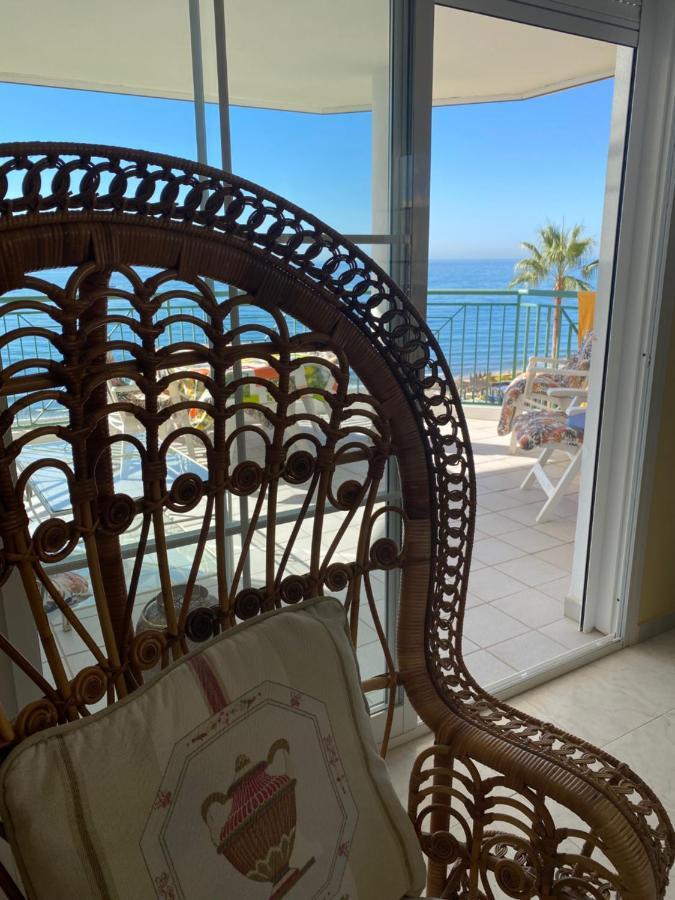 Apartment Costa Beachfront *